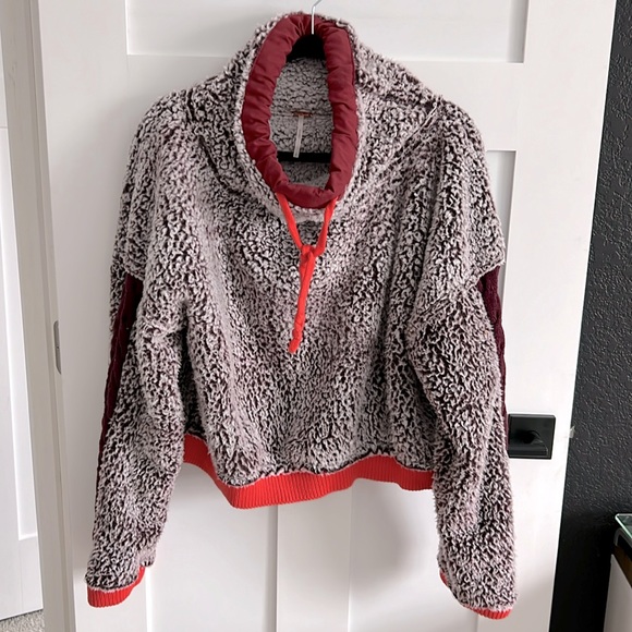 Free People Tops - Free People Sherpa Crop Pullover